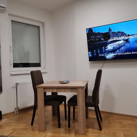 Apartman Centar 3 Užice Buitenkant foto