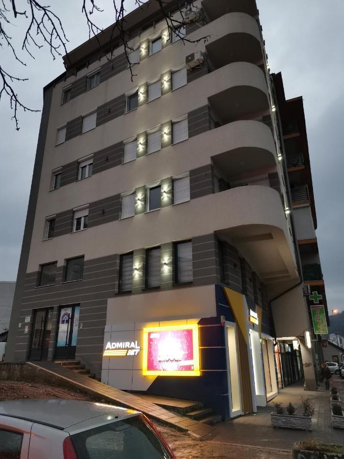 Apartman Centar 3 Užice Buitenkant foto