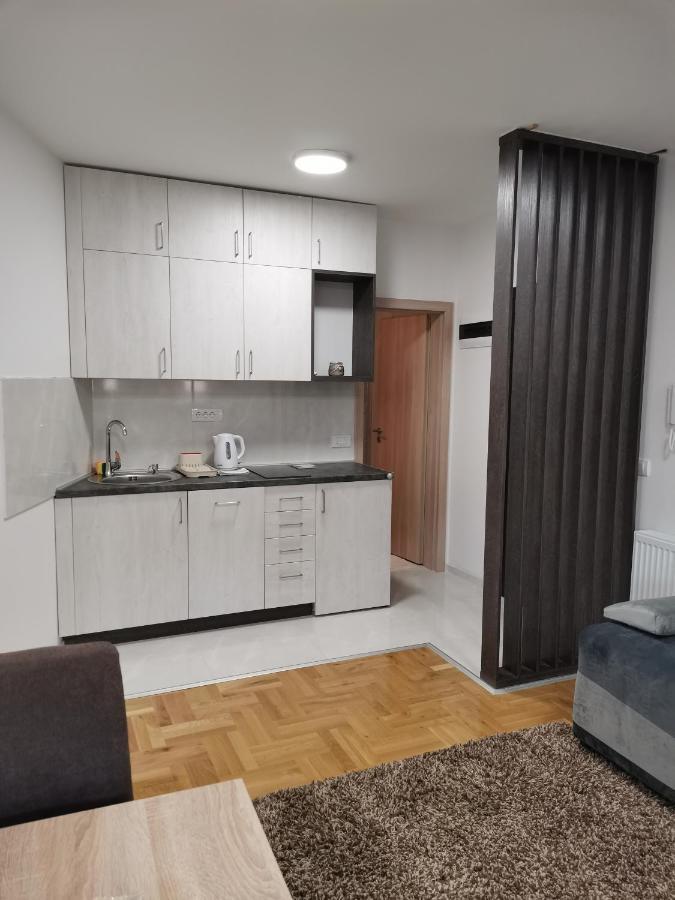 Apartman Centar 3 Užice Buitenkant foto